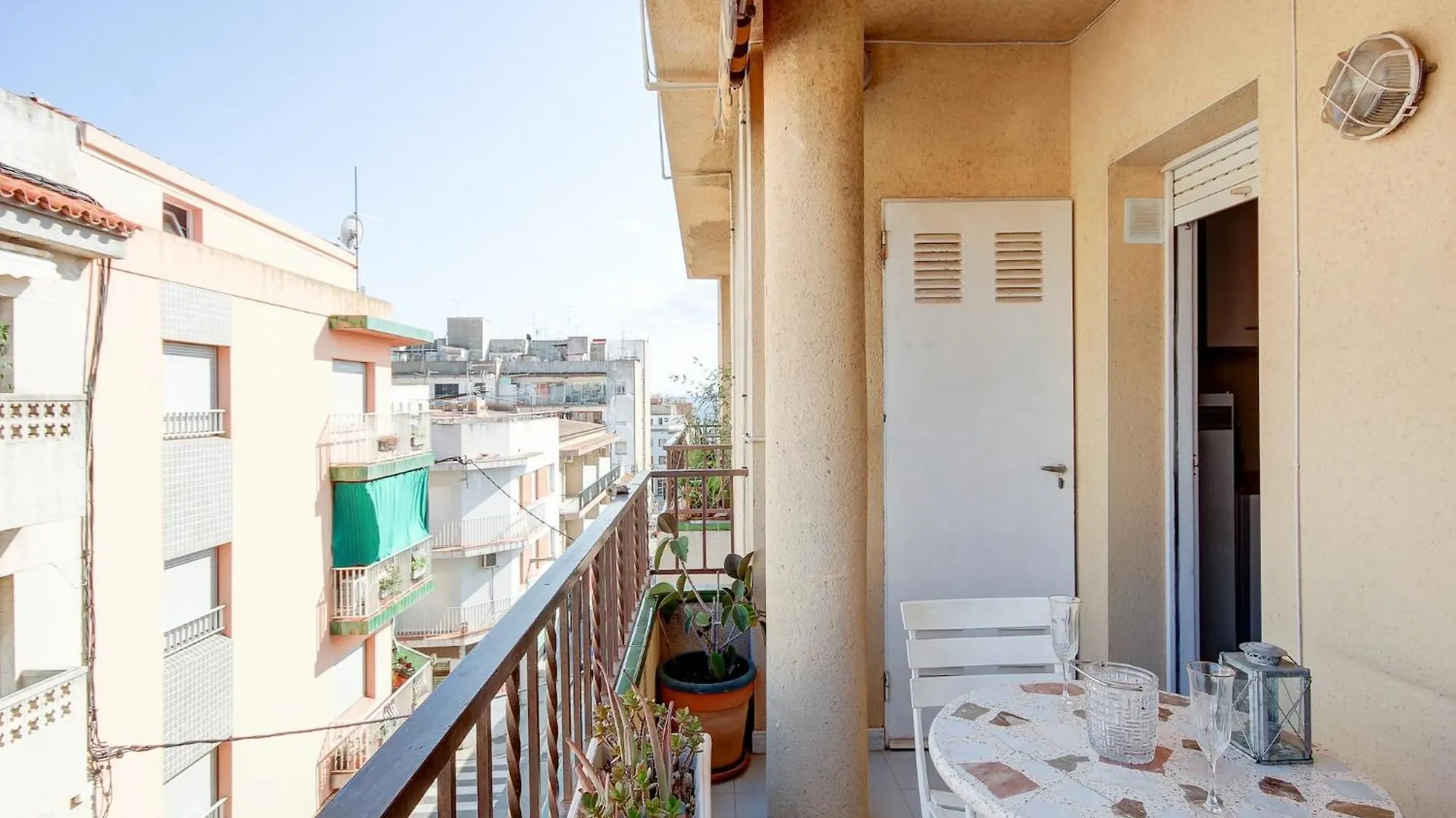Pretty Apartment With Balcony Roses